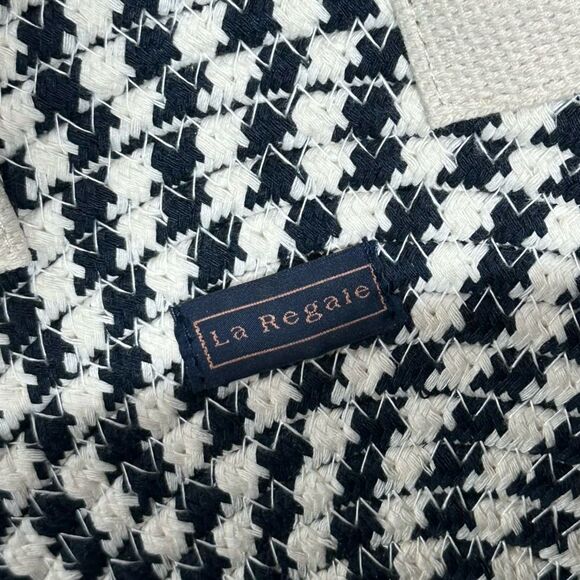NWT La Regale Round White Navy Blue Cotton Woven Handbag - Picture 5 of 11